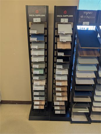 Lot 2 - Branded sample holder