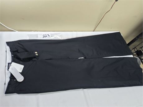 Lot 223 - Lovas Wesley Badanjak Carla Pant, Size 2