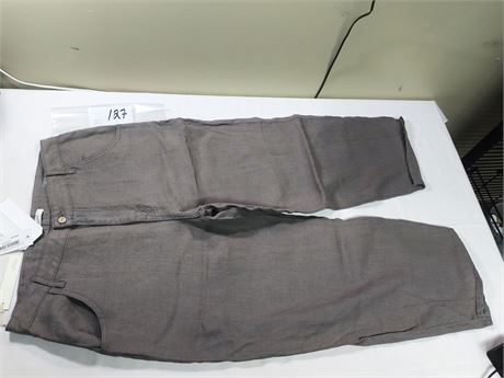 Lot 127 - Fidelity Los Angeles Charlie Barrel Women's Linen Denim, Size 32