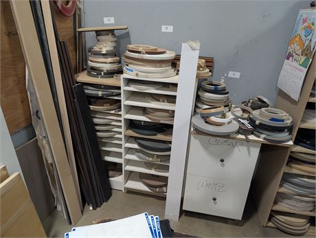 Lot 7 - Edge strip of various colors