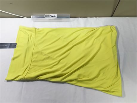 Lot 322 - Side Swept Skirt, Size S