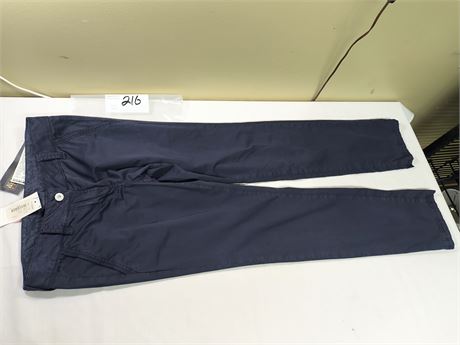 Lot 216 - Mantas 12 Pants Napapijri, Size 38