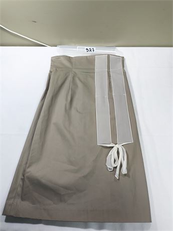 Lot 327 - Lara Presber Skirt, Size 4