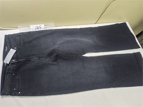Lot 125 - Fidelity Denim Lotus Twist High Wide, Size 32