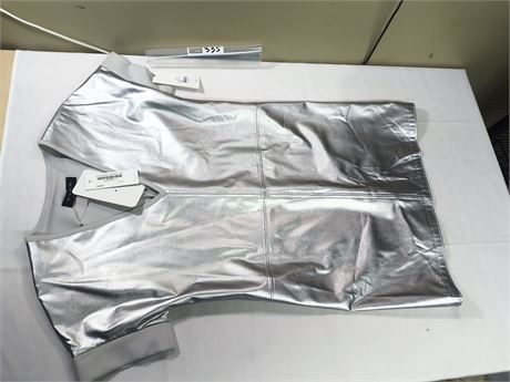 Lot 335 - Shan Plunging V Neckline Mini Dress, Size 6