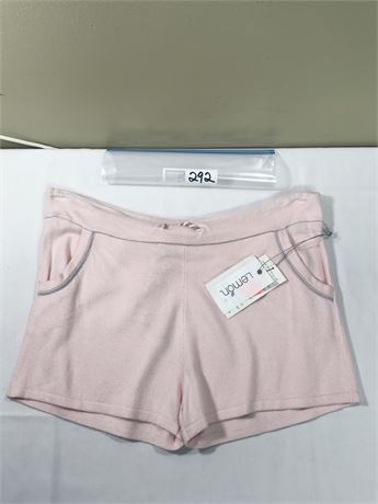 Lot 292 - Lemon Hot Pant Cashmere, Size L