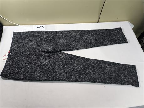 Lot 213 - Nora Gardner Audrey Slim Pants, Size 6