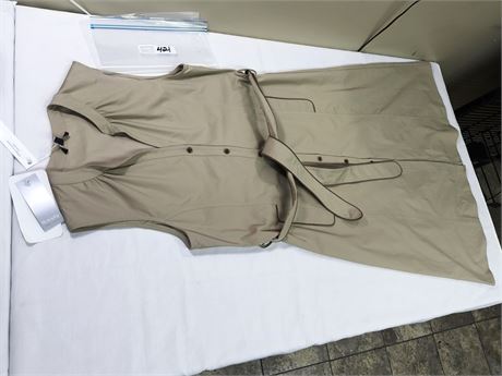 Lot 421 - Drew Madison Dress, Size S