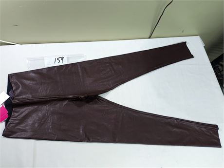 Lot 159 - Commando Faux Leather Legging with Perfect Control, Size Medium