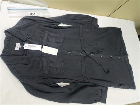 Lot 431 - Edna Dress, Size L