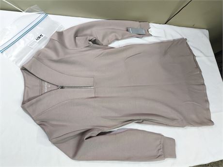 Lot 425 - Softies Athleisure DreamTech 35" 1/4 Zip Tunic Lounger, Size XS