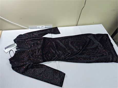 Lot 395 - Nora Gardner Nadia Sparkle Dress, Size S