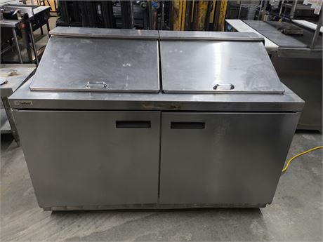 Lot 46 - 60" 2 Door Refrigerated Sandwich Prep Table