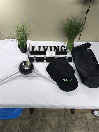 Lot 106 - Various Decorative Accessories