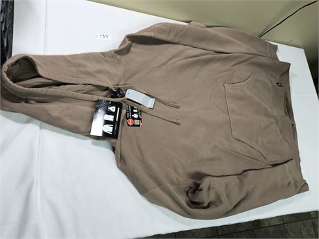 Lot 135 - Quick Flip Hoodie