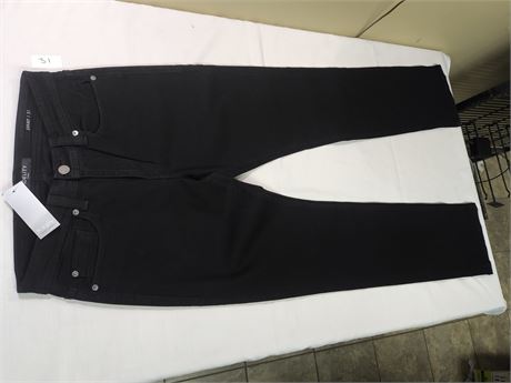 Lot 31 - Fidelity Mens Denim