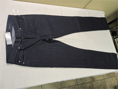 Lot 32 - Fidelity Mens Denim