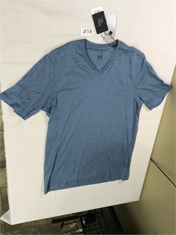 Lot 258 - Raffi Vneck Tshirts