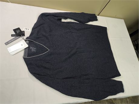 Lot 154 - Raffi Cashmere Raglan