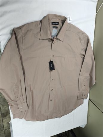 Lot 338 - Herst Button Up Shirt