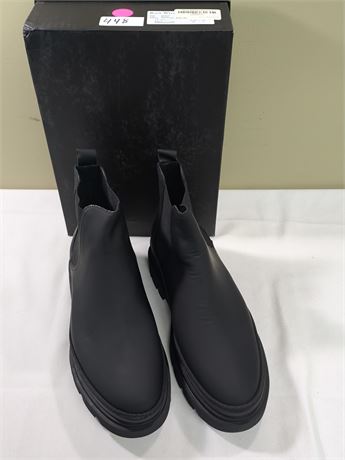 Lot 448 - Ron White Garcia