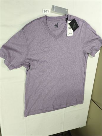 Lot 255 - Raffi Vneck Tshirts