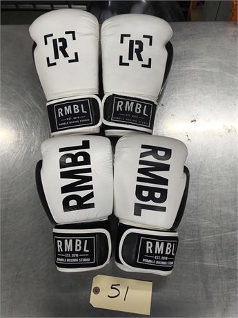 Lot 51 - Boxing Gloves