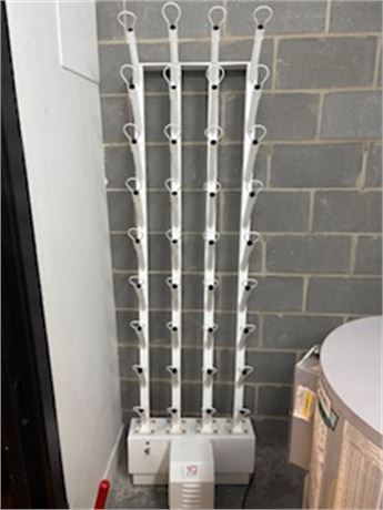 Lot 114 - Glove Dryer