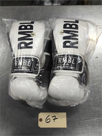 Lot 67 - Boxing Gloves