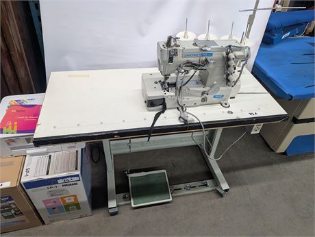 Lot 85A - Jaktec 562 Sewing Machine and Table