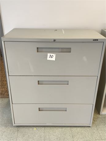 Lot 10 - Global Filing Cabinet, Shelving Unit