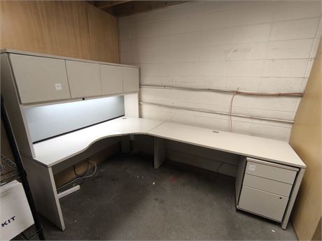 Lot 67 - Office "L" Shapped Desk