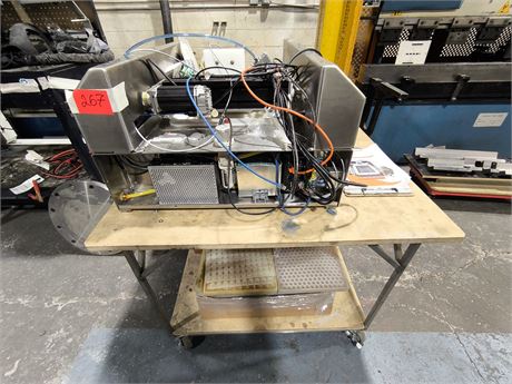 Lot 267 - Pinnacle Demolder