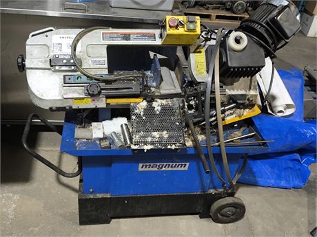 Lot 103 - SwivelMetal Cutting Band Saw