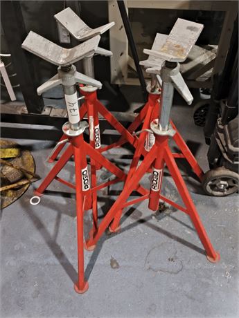 Lot 174 - Welding Stands