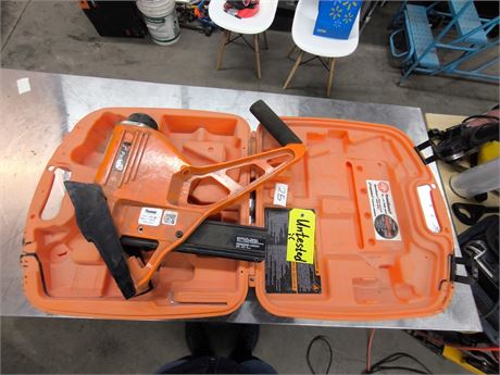 Lot 25 - Paslode Pneumatic Nailer