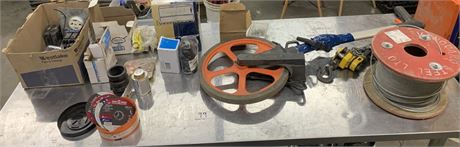 Lot 99 - Various Industrial Construction Materials and Tools