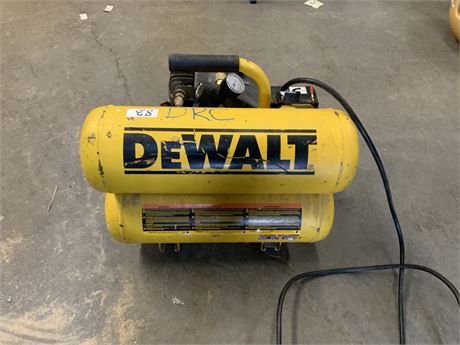 Lot 83 - DEWALT 4-Gallon Stacked Tank Compressor