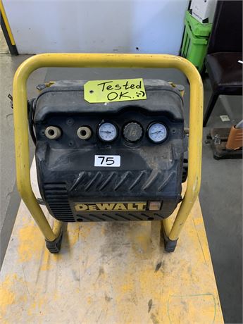 Lot 75 - DeWalt 2.5 Gallon Air Compressor