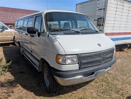 Lot 8362 - 1997 Ram 3500 Passenger Van