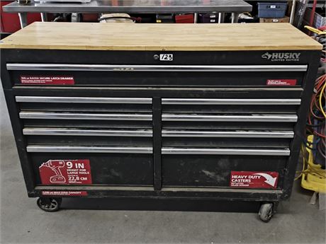 Lot 123 - Husky 46-inch 9-Drawer Mobile Workbench