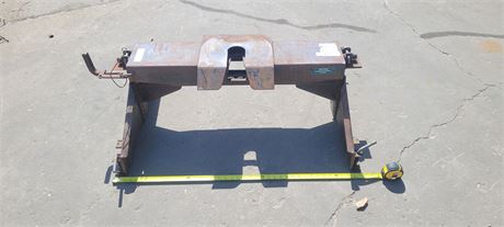 Lot 173 - DSP Hitches 5th Wheel Hitch
