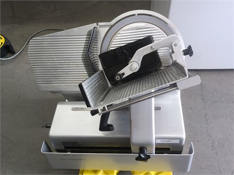 Lot 9 - Bizerba Slicing Machine