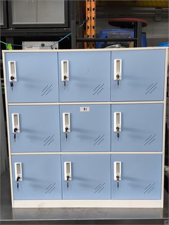 Lot 71 - Mecolor 9-door metal storage locker cabinet