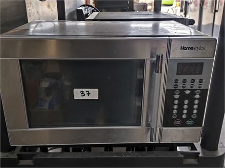 Lot 37 - Homestyles Model BA-7520-S household microwave oven