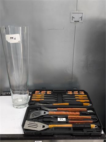 Lot 99 - BBQ Set and Vase