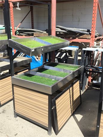 Lot 138 - Commercial Display Stand