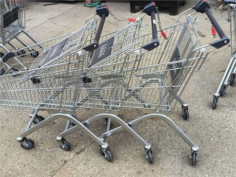 Lot 132 - Wire Shopping Carts