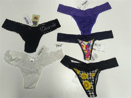 Lot 735 - Hanky Panky Underwear