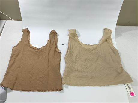 Lot 477 - Hanky Panky Scoop Tank